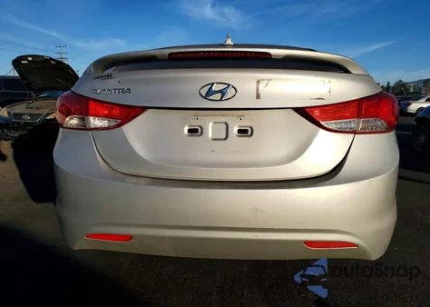 2013 Hyundai Elantra Gls from USA, damaged, VIN KMHDH4AE9DU753516